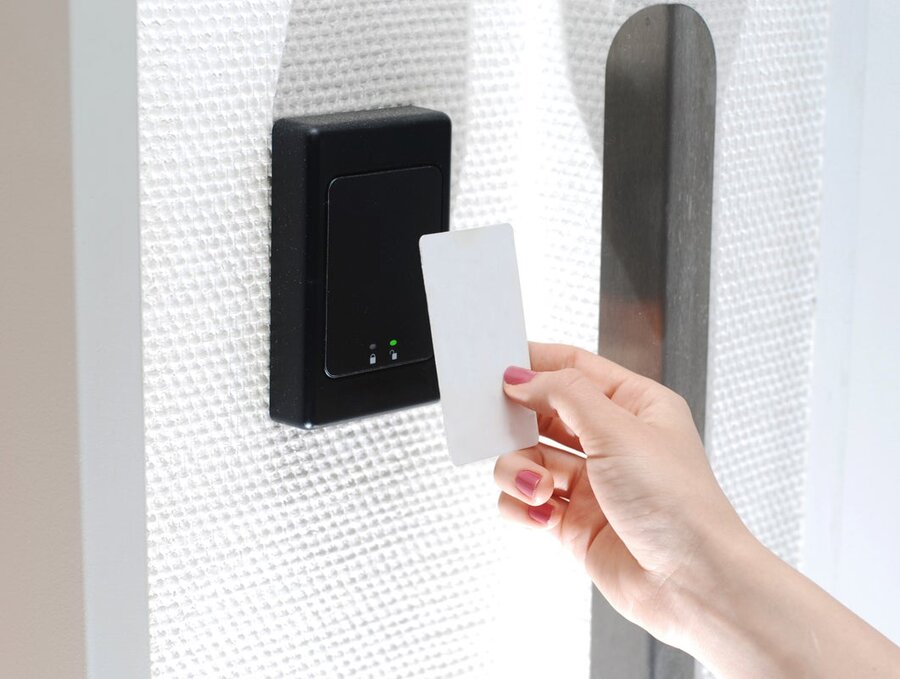 The Top Benefits & Features of an Access Control System